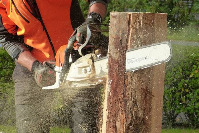 Top-10-Tools-and-Equipment-you-need-while-homesteading-off-the-grid-solar-panels Chainsaw